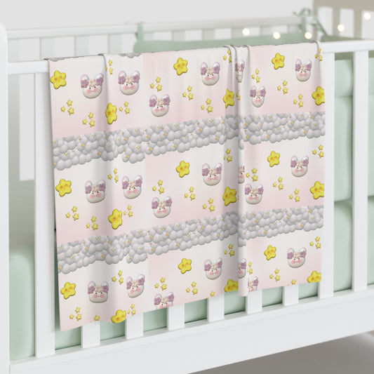 Cozy Baby Swaddle Blanket with Adorable Cloud and Star Design, Ideal for Newborns and Baby Showers, Soft Nursery Decor, Gift for Mom